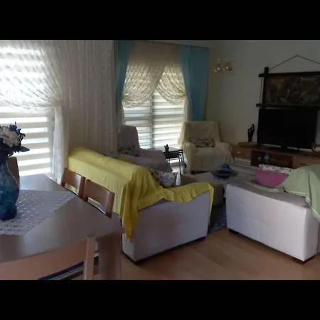 Duplex With Sea View And Great Location Vilă